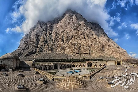 بیستون,کوه بیستون,محوطه بیستون